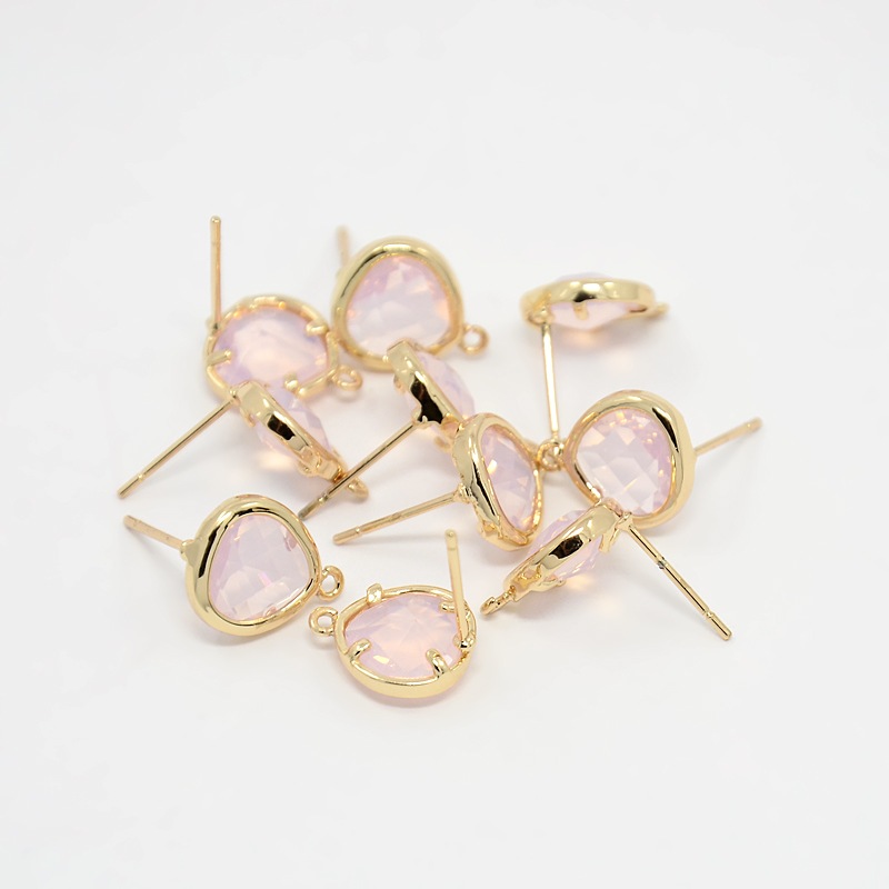 PandaHall Real Gold Plated Tone Brass Glass Stud Earring Findings, Faceted Triangle, LavenderBlush, 13x11x4.5mm, Hole: 1mm, Pin: 0.6mm...