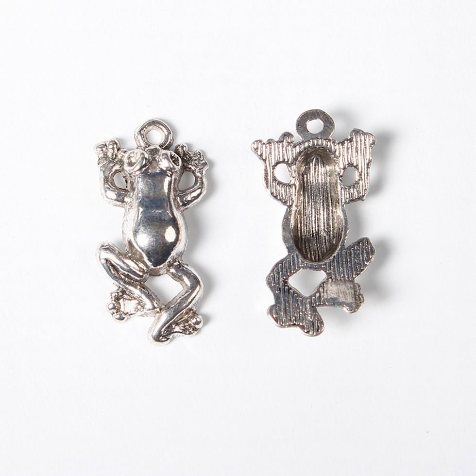 PandaHall Antique Silver Alloy Frog Pendants, Size:about 22mm long, 10mm wide, 2mm thick, hole: 2mm Alloy Frog