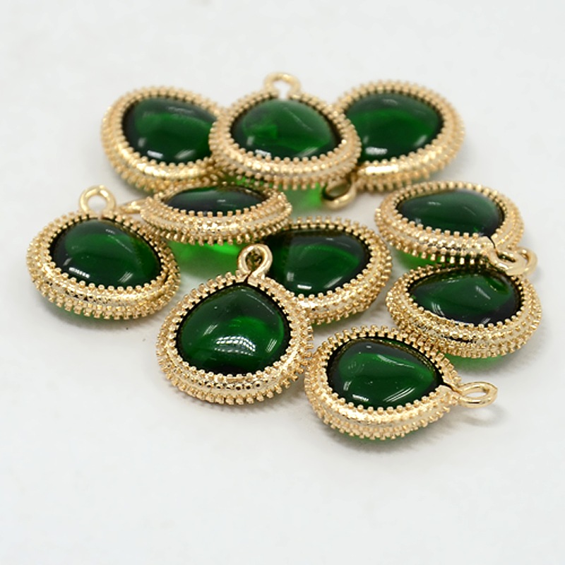 PandaHall Real Gold Plated Brass Glass Pendants, Triangle Charms, Green, 19x16x5.5mm, Hole: 2mm Brass+Glass Triangle Green