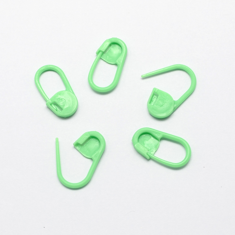 PandaHall Plastic Knitting Crochet Locking Stitch Markers Holder, LightGreen, 21x11x3mm, Hole: 8x10mm Plastic Green