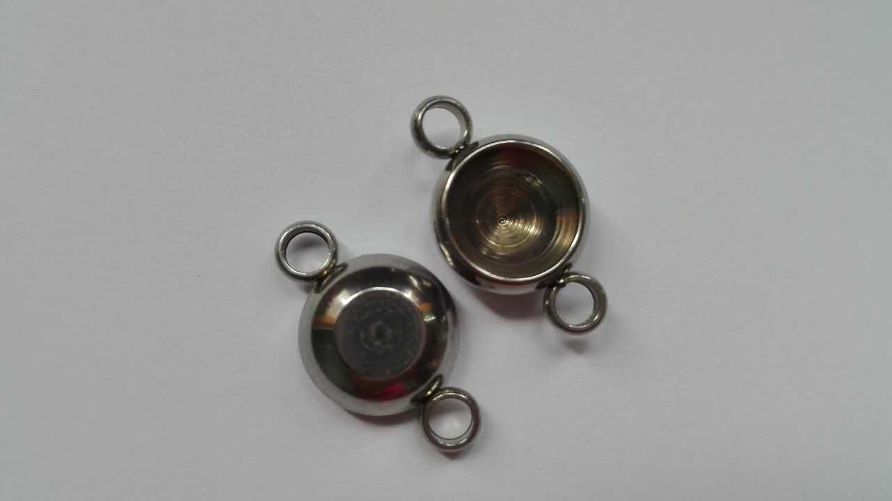 PandaHall 304 Stainless Steel Connector Rhinestone Settings, Flat Round, Stainless Steel Color, Fit For 8mm Rhinestone; 17x10mm, Hole: 2mm...