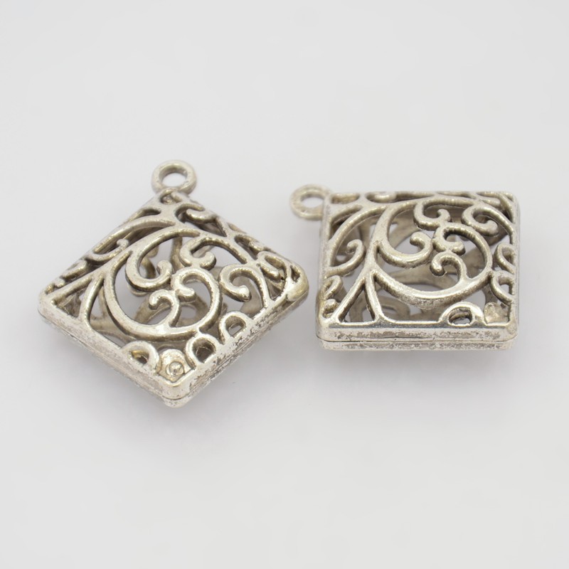 PandaHall Tibetan Style Beads, Rhombus, Antique Silver, Lead Free and Cadmium Free, 39mm long, 34mm wide, 14.5mm thick, hole: 3.5mm Alloy