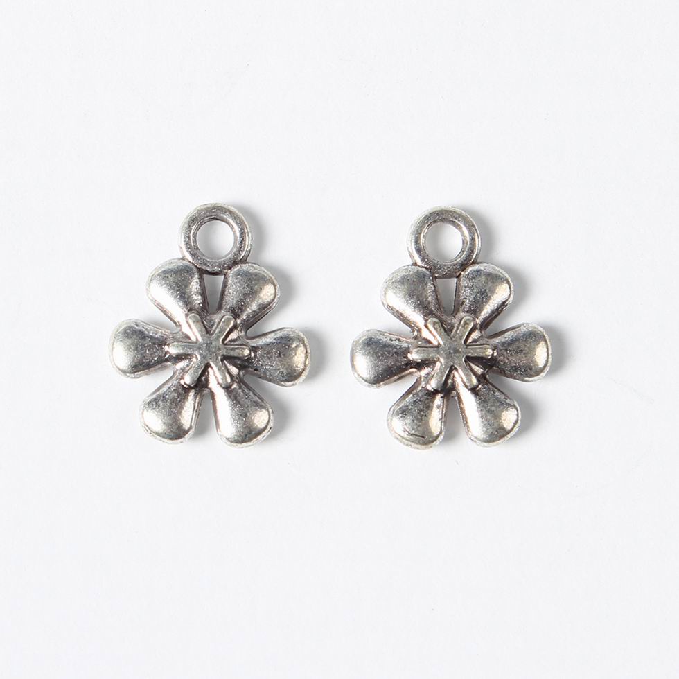 PandaHall Lead Free, Cadmium Free and Nickel Free Antique Silver Tibetan Silver Flower Pendants, 13x11x2.5mm, Hole: 2.5mm. Alloy Flower