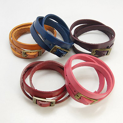 PandaHall Leather Triple Wrap Bracelets, with Iron Clasps, Mixed Color, 23-5/8"~24-1/2"x3/8"(600~620x8.5mm) Leather Multicolor