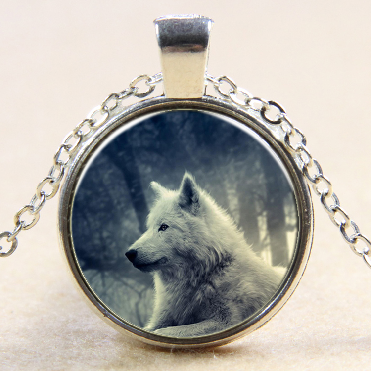PandaHall Wolf Pattern Flat Round Glass Pendant Necklaces, with Alloy Chains, Silver, 18" Alloy