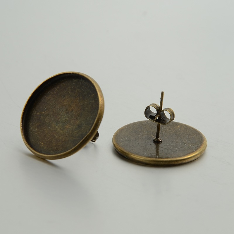 PandaHall Nickel Free Brass Stud Earring Settings, Flat Round, Antique Bronze, 18mm, Tray: 16mm, Pin: 0.6mm Brass