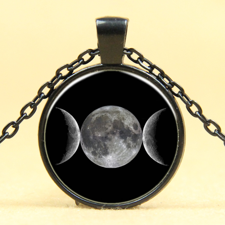 PandaHall Moon Pattern Flat Round Glass Pendant Necklaces, with Alloy Chains, Gunmetal, 18" Alloy