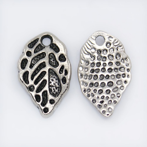 PandaHall Tibetan Style Pendant, Lead Free and Cadmium Free, Leaf, Antique Silver, about 16mm long, 10mm wide, 2mm thick, hole: 1.5mm Alloy...