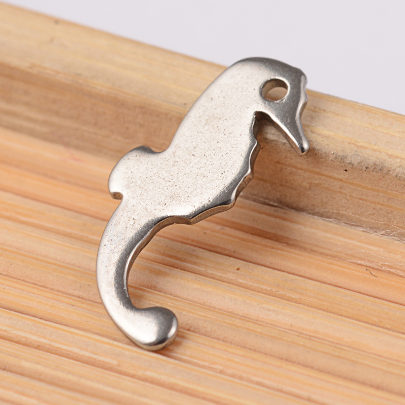 PandaHall Sea Horse 304 Stainless Steel Charms, Stainless Steel Color, 15x8x0.8mm, Hole: 1mm Stainless Steel Sea Horse