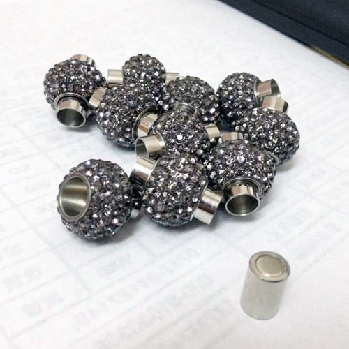 PandaHall 304 Stainless Steel Magnetic Clasps, with Polymer Clay Rhinestone Beads, Grade A, Rondelle, Black Diamond, 18x16mm, Inner Diameter...