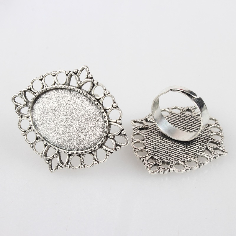 PandaHall Vintage Adjustable Iron Flower Finger Ring Components Alloy Cabochon Bezel Settings, Antique Silver, Oval Tray: 18x25mm; 17mm Iron