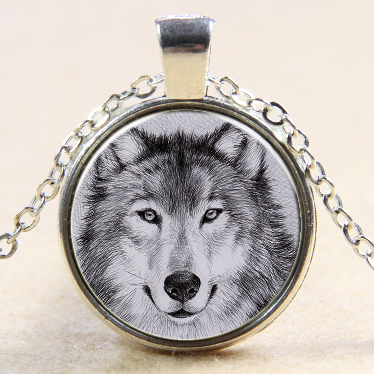 PandaHall Wolf Pattern Flat Round Glass Pendant Necklaces, with Alloy Chains, Silver, 18" Alloy
