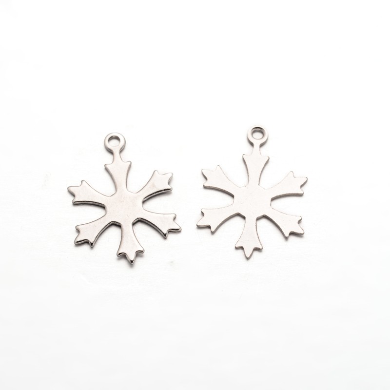 PandaHall Snowflake 304 Stainless Steel Pendants, Stainless Steel Color, 20x14.5x0.5mm, Hole: 1.5mm Stainless Steel Snowflake