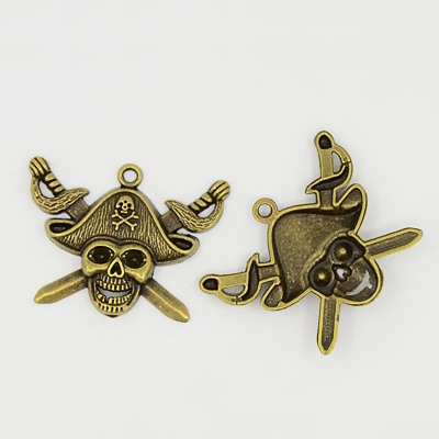 PandaHall Tibetan Style Pendants, Lead Free & Nickel Free , Pirate Style Skull, Antique Bronze, 43x34x5mm, Hole: 3mm Alloy Skull