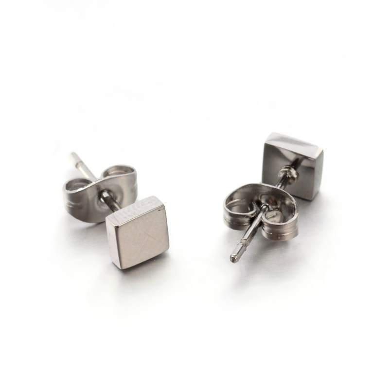 PandaHall 304 Stainless Steel Ear Studs, Cube, Platinum, 5x5mm, Pin: 0.8mm Stainless Steel