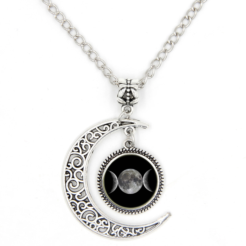 PandaHall Picture Glass Pendant Necklaces, with Alloy Chains, Moon & Flat Round, Moon, Antique Silver, 18.5"(47cm) Glass