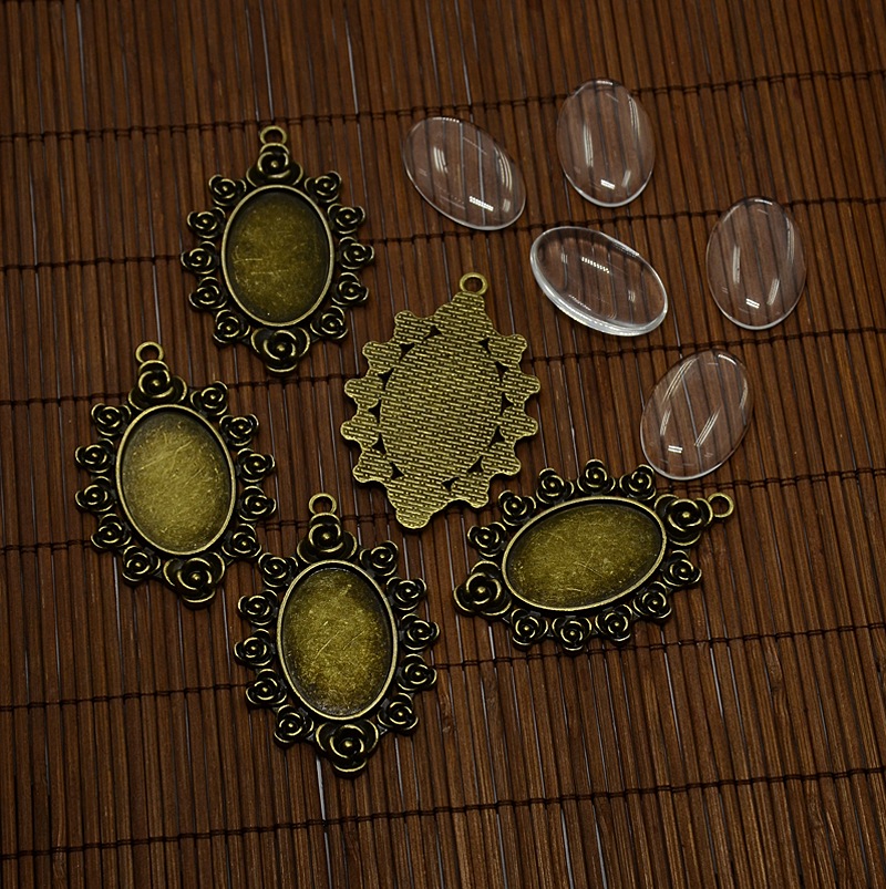 PandaHall 20x30mm Transparent Glass Cabochon Covers and Oval with Flower Zinc Alloy Pendant Cabochon Settings, Cadmium Free & Nickel Free &...