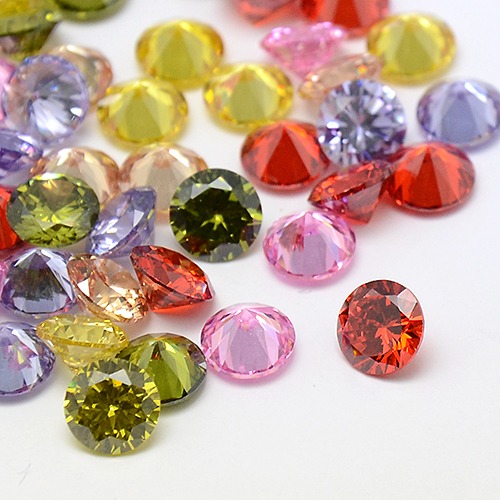 PandaHall 10PCS Mixed Grade A Rivoli Xilion Diamond Shaped Cubic Zirconia Cabochons, Faceted, 7x4mm Cubic Zirconia Diamond Multicolor