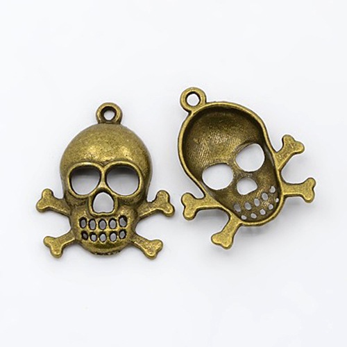 PandaHall Antique Bronze Tibetan Style Pirate Style Skull Pendants, Lead Free and Nickel Free, 26.5x22x4.5mm, Hole: 1.5mm Alloy Skull