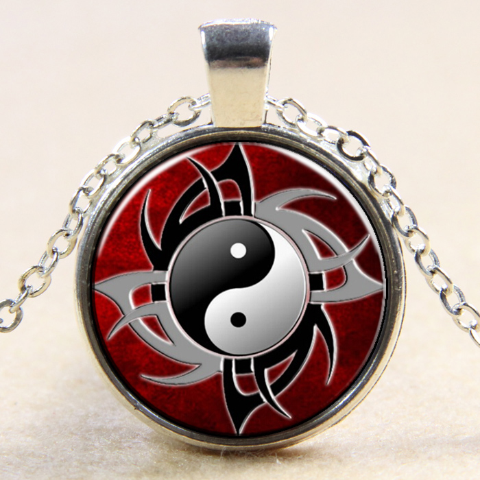 PandaHall Yin Yang Pattern Flat Round Glass Pendant Necklaces, with Alloy Chains, Silver, 18" Glass
