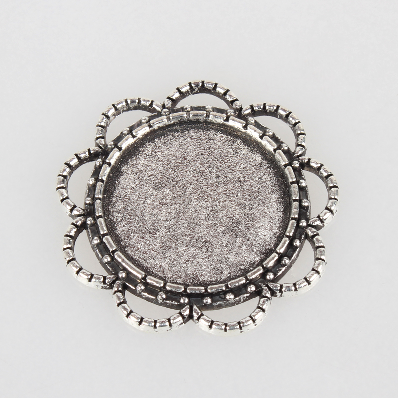 PandaHall Vintage Hair Accessories Findings Tibetan Style Alloy Flower Cabochon Bezel Settings, Antique Silver, Flat Round Tray: 18mm;...