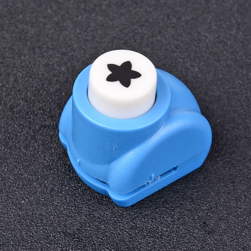 PandaHall Random Single Color or Random Mixed Color Mini Plastic Craft Punch Sets for Scrapbooking & Paper Crafts, Paper Shapers, Star...