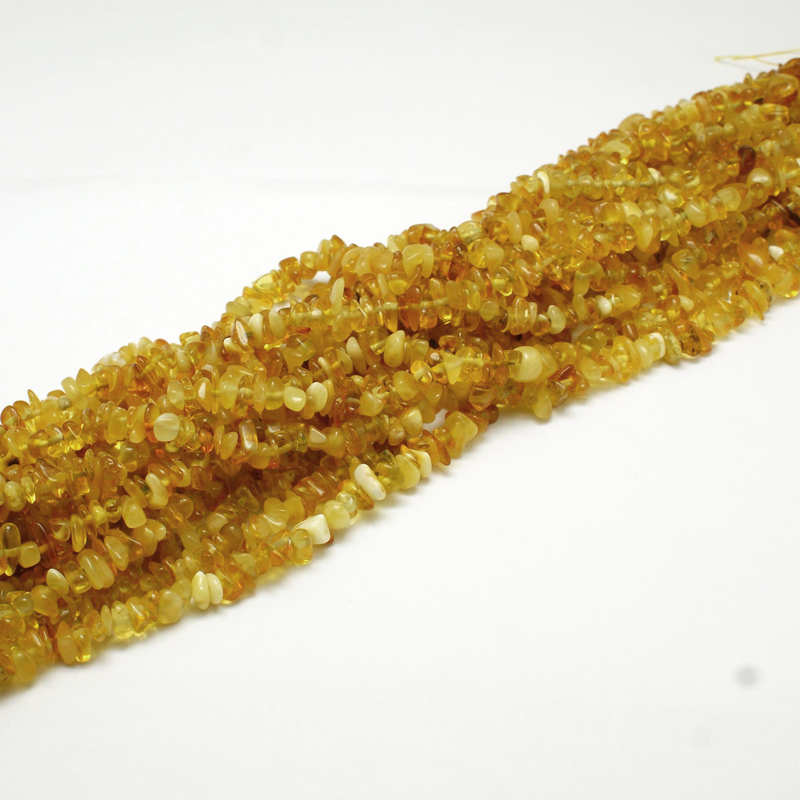 PandaHall Natural Amber Chip Beads Strands, 4~6x4~6mm, Hole: 1mm; about 15.5" Amber Chip