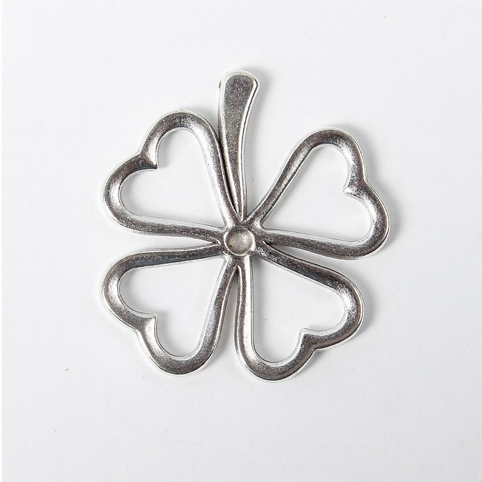 PandaHall Clover Tibetan Style Alloy Pendants, Lead Free and Cadmium Free, Antique Silver, 32mm long, 30mm wide, 2mm thick Alloy Clover