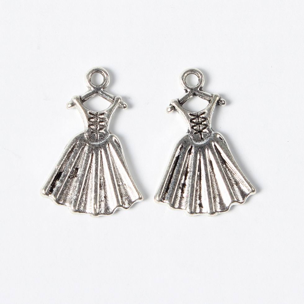 PandaHall Antique Silver Tone Retro Style Tibetan Silver Skirt Pendants, Lead Free and Cadmium Free, 20mm long, 13mm wide, 2mm thick, hole...
