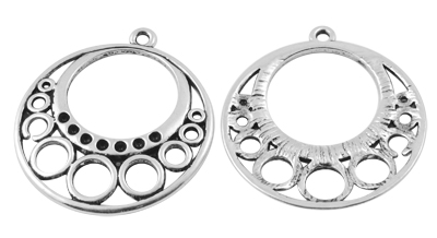 PandaHall Alloy Pendants, Flat Round, Antique Silver Color, Lead Free & Cadmium Free & Nickel Free, 28.5mm in diameter, 1.5mm thick, hole...