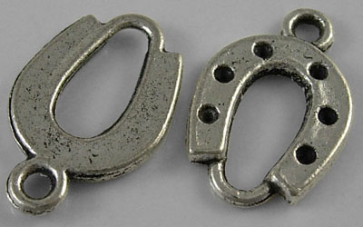 PandaHall Tibetan Silver Horseshoe Pendants, Antique Silver, Lead Free and Cadmium Free, 17.5x11x3mm, Hole: 1.5mm Alloy Others