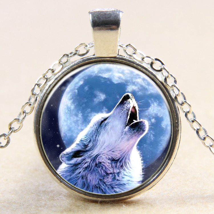 PandaHall Wolf Pattern Flat Round Glass Pendant Necklaces, with Alloy Chains, Silver, 18" Alloy