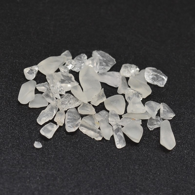 PandaHall Natural Quartz Crystal Chip Beads, No Hole/Undrilled, 2~8x2~4mm; about 170pcs/10g Quartz Crystal Chip