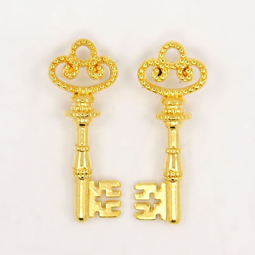 PandaHall Alloy Pendants, Lead Free and Cadmium Free, Skeleton Key, Golden, Size: about 12mm wide, 32mm long, 2mm thick, hole: 3mm Alloy Key