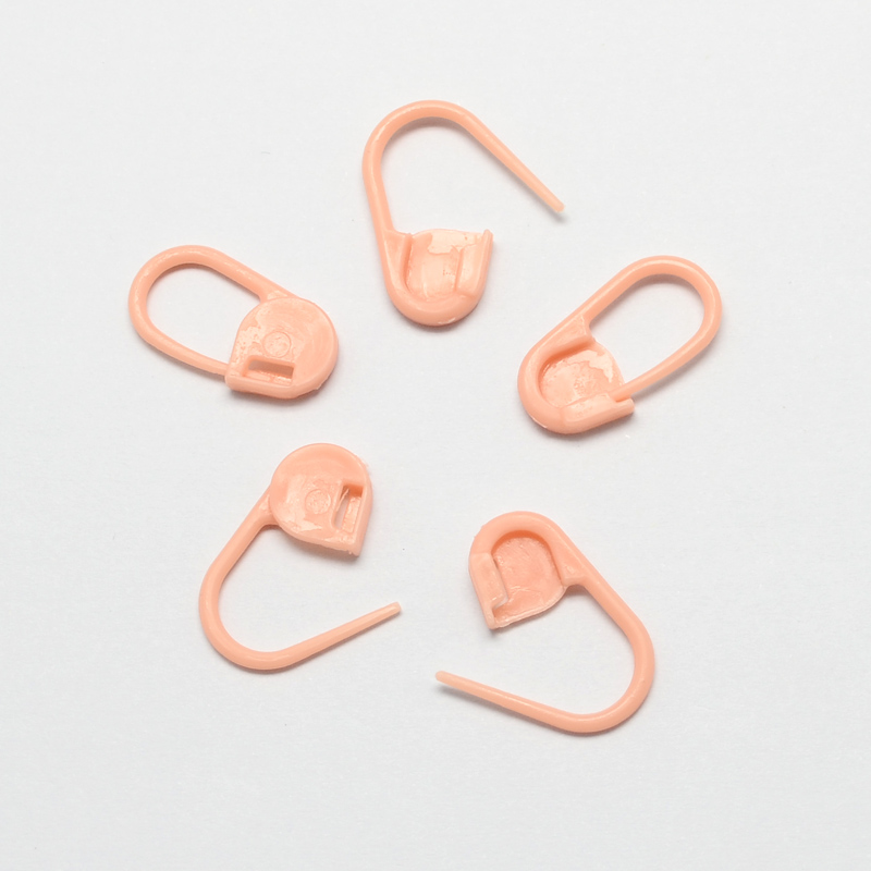 PandaHall Plastic Knitting Crochet Locking Stitch Markers Holder, PeachPuff, 21x11x3mm, Hole: 8x10mm Plastic Brown
