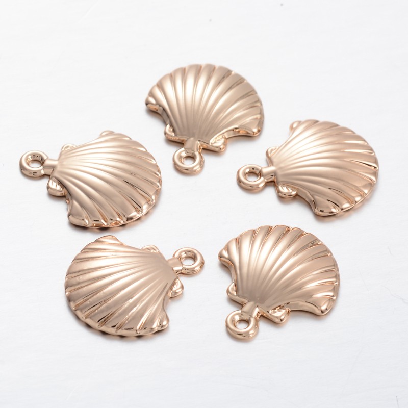 PandaHall Shell Light Gold Plating Brass Pendants, 19x16x2.5mm, Hole: 1mm Brass Shell