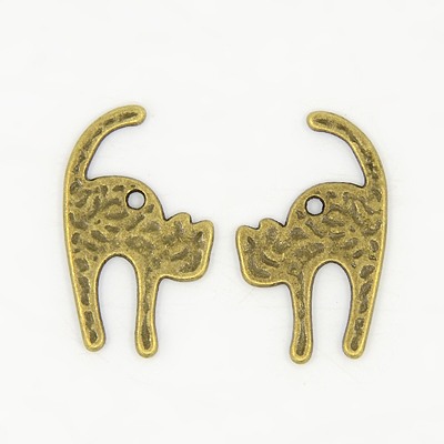 PandaHall Hammered Metal Alloy Cat Pendants, Antique Bronze, Lead Free & Cadmium Free; 27x12x1mm, Hole: 2mm Alloy Cat