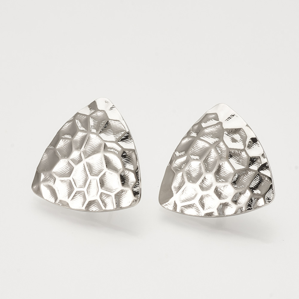 PandaHall Brass Ear Stud Findings, Triangle, Real Platinum Plated, 16.5x17mm, Hole: 2mm; pin: 0.5mm Brass