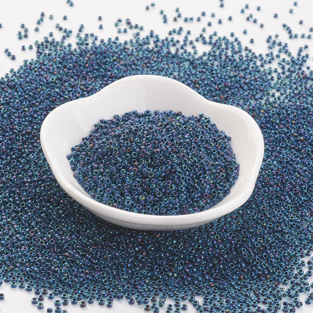 PandaHall TOHO&reg Japan Import Glass Round Seed Beads, 11/0 Inside Colours Rainbow, Teal, 2x1.5mm, Hole: 0.5mm; about 900pcs/10g Glass Cyan