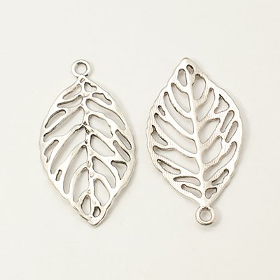 PandaHall Alloy Pendants, Lead Free and Nickel Free, Leaf, Antique Silver, 49.5x27.5x2mm, Hole: 3.5mm Alloy Leaf