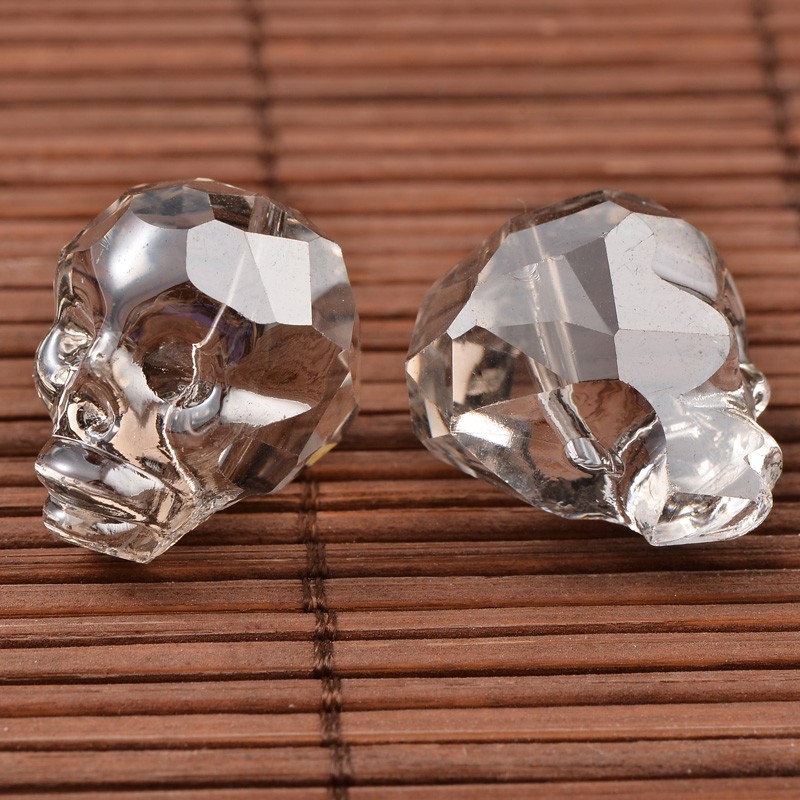 PandaHall Faceted Skull Electroplate Glass Beads, LightGrey, Pearl Luster Plated, 20x17x19.5mm, Hole: 2mm Glass Skull Gray