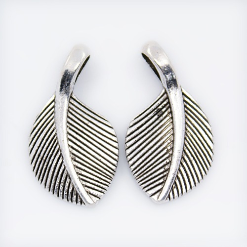 PandaHall Tibetan Style Pendants, Lead Free & Nickel Free, Leaf, Antique Silver, 28x15x5mm, Hole: 6x3mm Alloy Leaf
