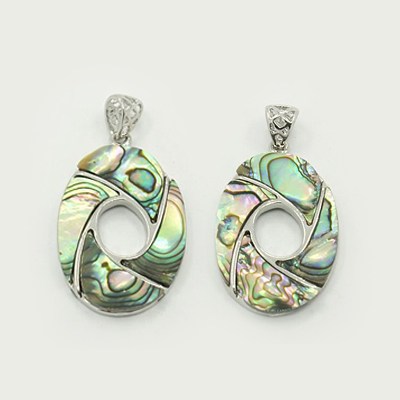 PandaHall Abalone/Paua Shell Pendants, with Brass Findings, Oval, Platinum Metal Color, Colorful, 37x24x3mm, Hole: 4mm Paua Shell Oval