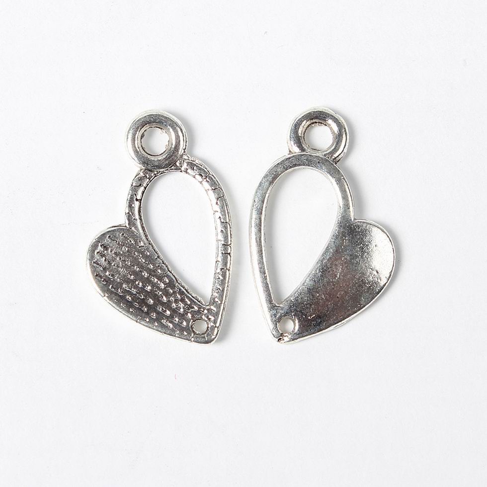 PandaHall Tibetan Style Alloy Pendants, Heart, Lead Free and Cadmium Free, Antique Silver, 17x10x1mm, Hole: 1mm Alloy Heart