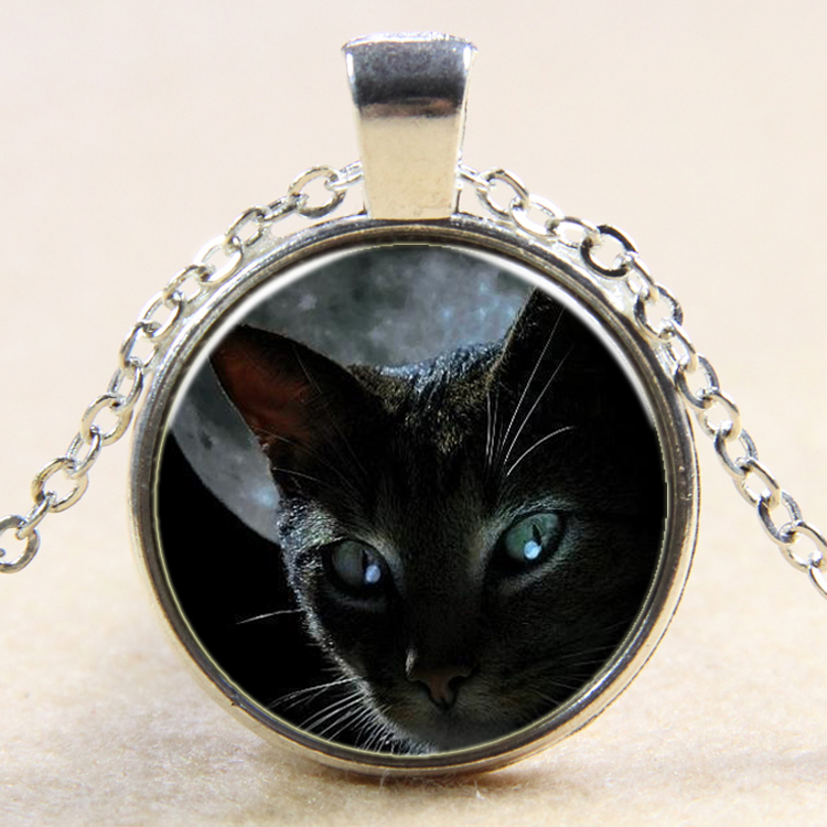 PandaHall Cat Pattern Flat Round Glass Pendant Necklaces, with Alloy Chains, Silver, 18" Alloy
