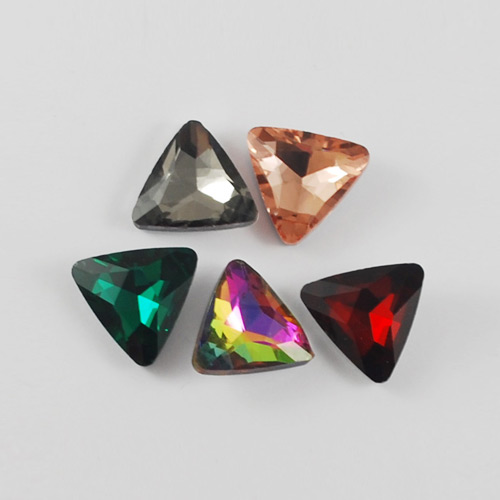 PandaHall Glass Point Back Rhinestone, Back Plated, Faceted, Triangle, Mixed Color, 18x18x6mm Glass Rhinestone Triangle Multicolor